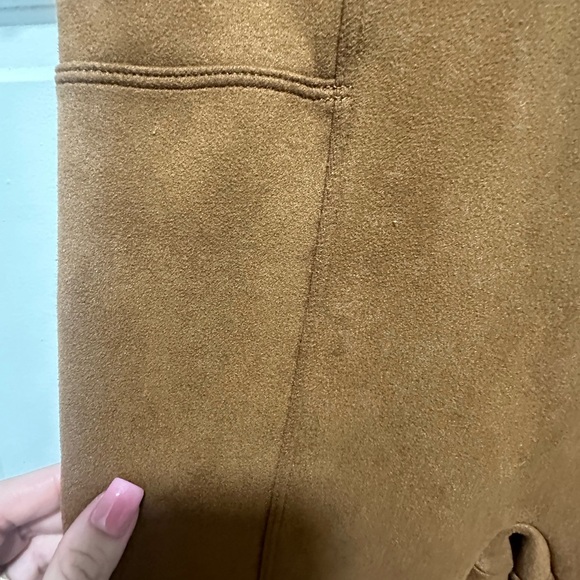 SPANX- Faux Suede Leggings Rich Caramel Shaping Tummy Control Size small NWOT - Picture 5 of 6